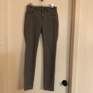 d. jeans New York Size 6 Gray